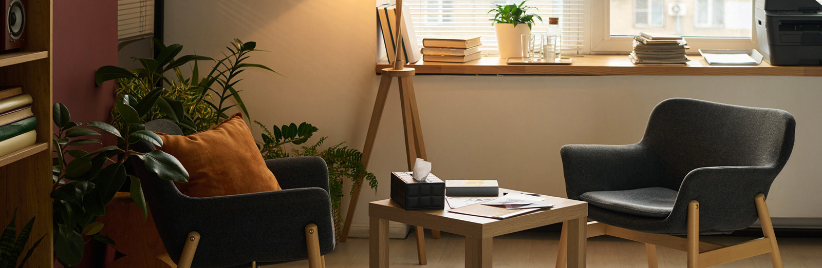 A calm consultation room at LEM Center